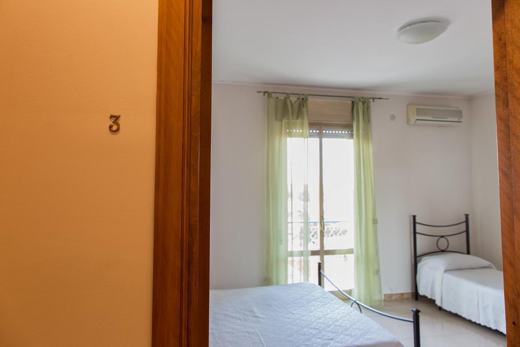 Giacchi B&B casa vacanza Canicattini Bagni Camera foto